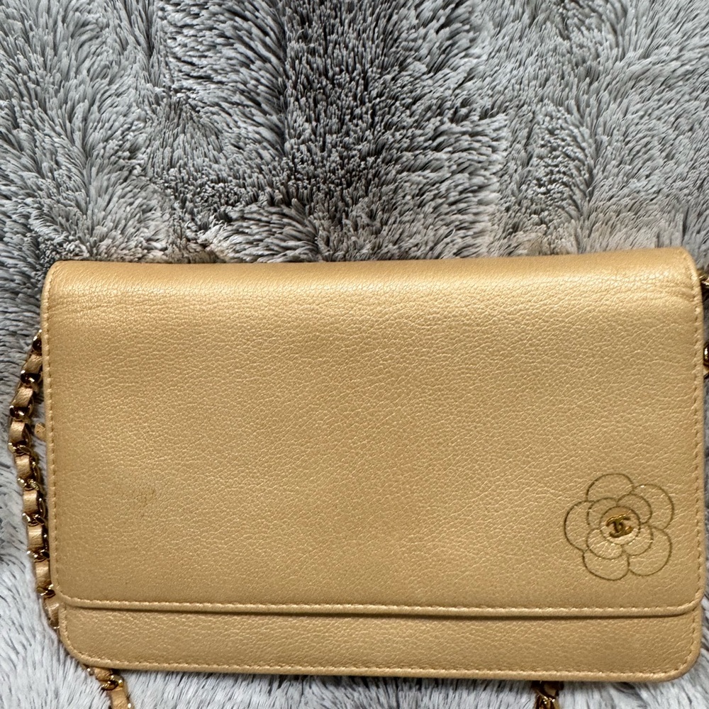 Chanel Camellia WOC IN GOLD